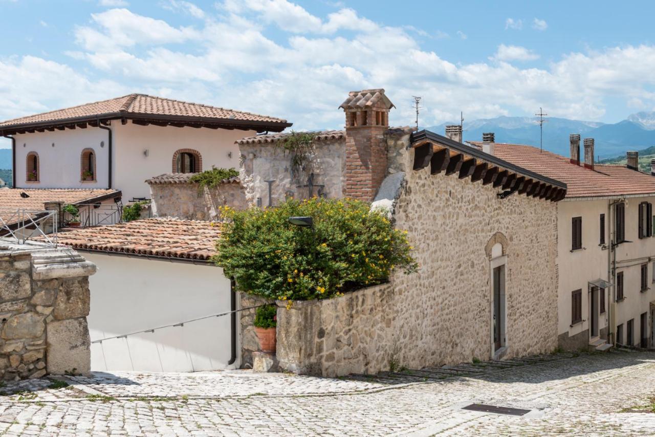 Hotel Il Lavatoio Dimora Storica Castel Di Sangro Exterior foto