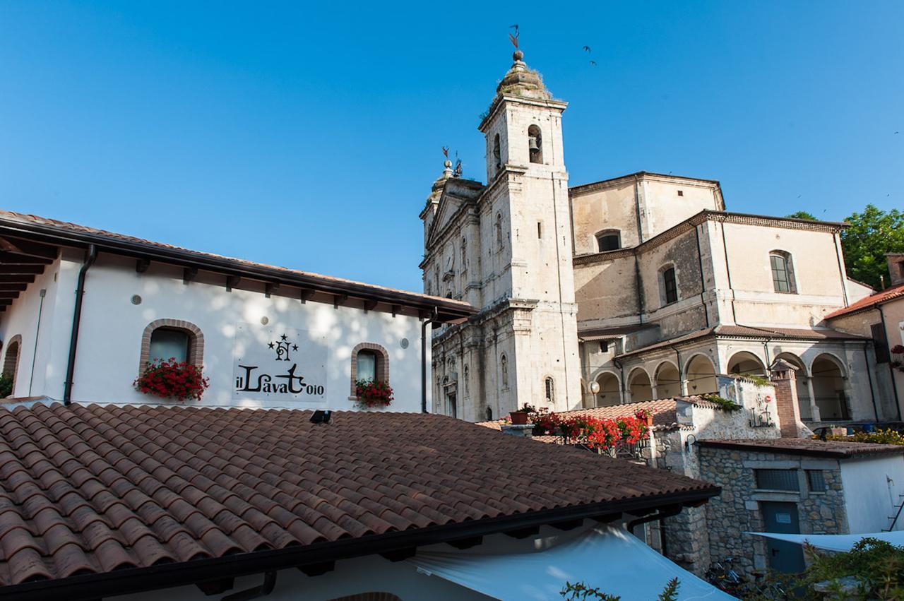 Hotel Il Lavatoio Dimora Storica Castel Di Sangro Exterior foto